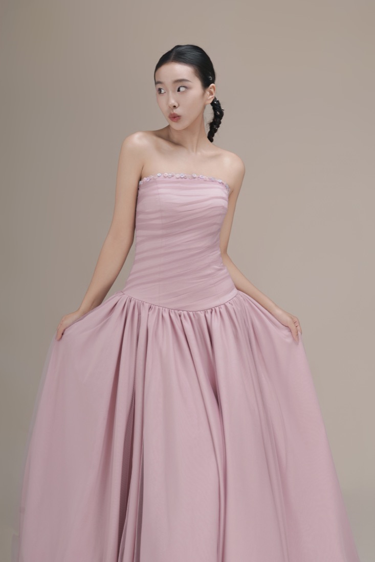 A blush gown at Lichée Bridal, Bay Area — detail 3 of 4