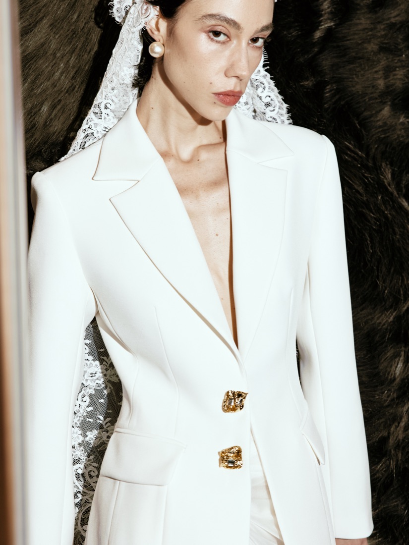 A bridal suit at Lichée Bridal, Bay Area — detail 4 of 6