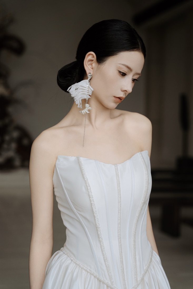 A corseted gown at Lichée Bridal, Bay Area — detail 6 of 6