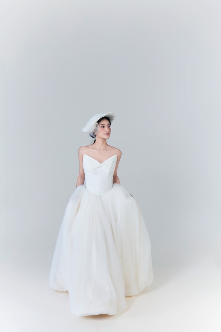 A soft tulle gown at Lichée Bridal, Bay Area — detail 3 of 6