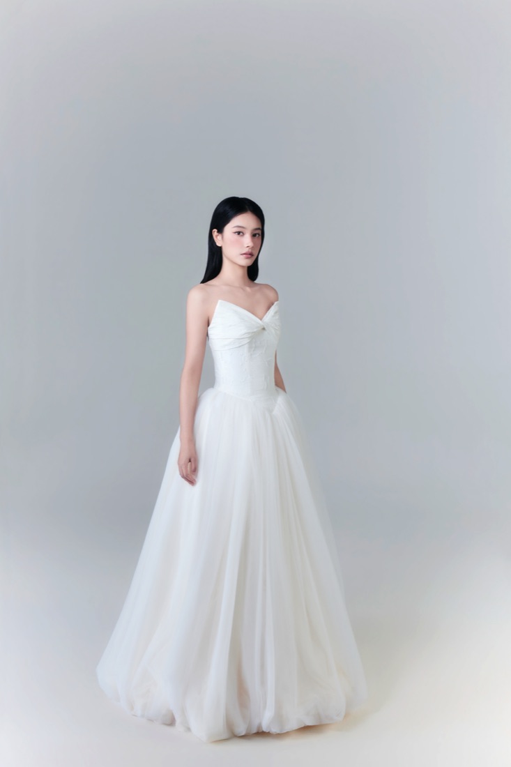 A soft tulle gown at Lichée Bridal, Bay Area — detail 6 of 6